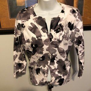 Express Design Women's Black and White Cardigan